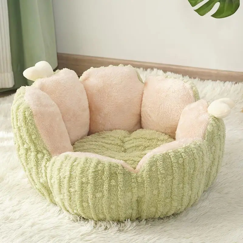 New Winter Soft Plush Pet Nest Semi Closed Cactus Pet Cat Mat Dog Bed Suitable for Small Medium-sized Cat/dog House Pet Supplies